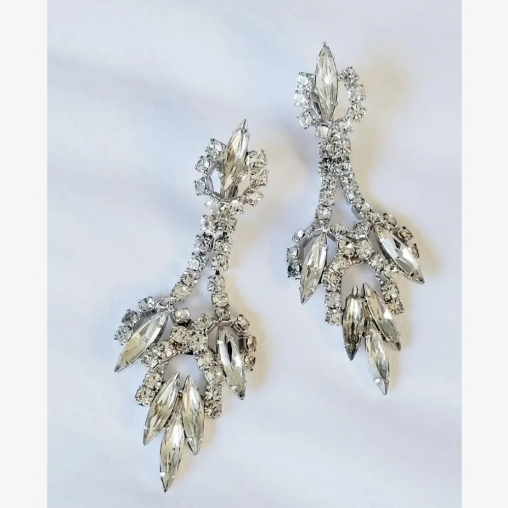 Vintage Rhinestone Drop Earrings
